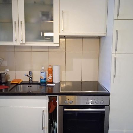 Apartamento Studio Flat In The Heart Of Zug, Ideal For Solo Travellers Exterior foto